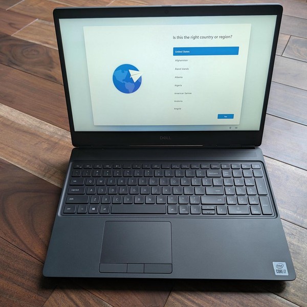 Dell Precision 7550 - 256 GB, Titan Gray, 8 GB, Intel Core i7, FHD