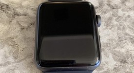 Good
													Apple Watch Series 3 42mm - Gray, A1859, Aluminum - GPS, photo 2 of 9