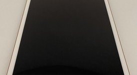 Good
													Apple iPad 8th Gen - Unlocked, Silver, 32 GB, A2428, photo 3 of 5