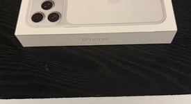 New
													Apple iPhone 17 Pro Max - Unlocked, Silver, 256 GB, A3257, photo 2 of 3