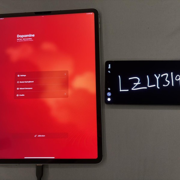 Apple iPad Pro 12.9 inch 6th Gen 2022 - Unlocked, 128 GB, Gray