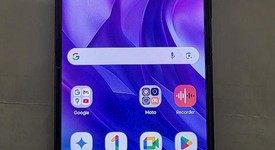 Good
													Motorola Razr Plus (2024) - Unlocked, Navy Blue, 256 GB, 12 GB, photo 2 of 10