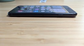Fair
													Apple iPhone SE 3rd Gen 2022 - Unlocked, Midnight, 64 GB, A2595, photo 4 of 14