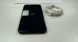 Mint
													Apple iPhone SE 3rd Gen 2022 - Unlocked, Midnight, 64 GB, A2595, photo 4 of 9