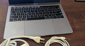 Good
													MacBook Pro 2019 - 13" - I5, Silver, 256 GB, 16 GB, photo 3 of 11