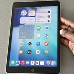 Fair Apple iPad 9th Gen - Unlocked, 64 GB, Silver, A2603