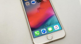 Good
													Apple iPhone 7 - Sprint, Gold, 32 GB, A1660, photo 2 of 12
