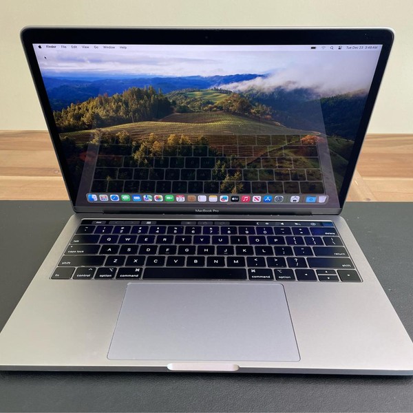 MacBook Pro 2018 (With Touch Bar) - 13 inch - 1 TB, Gray, 16 GB, Intel Core i7