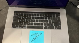 Good
													MacBook Pro 2018 (With Touch Bar) - 15" - I9, Silver, 512 GB, 16 GB, photo 1 of 6