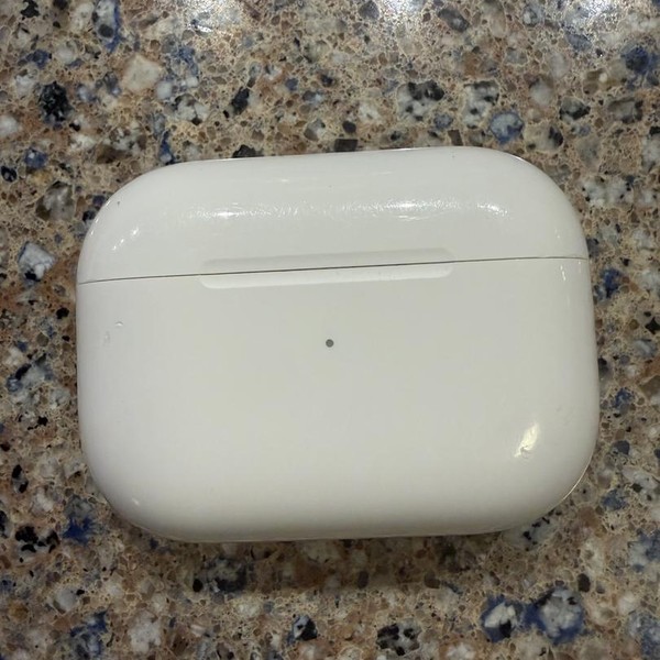 Apple AirPods Pro - MagSafe Case