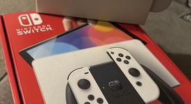 Mint
													Nintendo Switch - OLED - White, 64 GB, photo 3 of 4