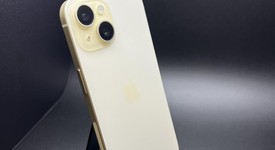 Good
													Apple iPhone 15 - Unlocked, Yellow, 128 GB, A2846, photo 2 of 4