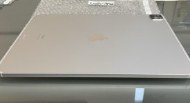 Mint
													Apple iPad Pro 12.9" 5th Gen 2021 - Unlocked, Silver, 512 GB, photo 6 of 6