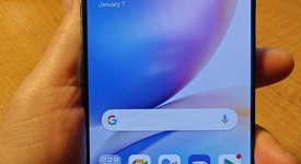 Good
													OnePlus 8T - Unlocked, Green, 256 GB, 12 GB, photo 3 of 12