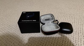 Used
													Beats Powerbeats Pro - Navy Blue, photo 3 of 8