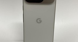 Mint
													Google Pixel 9 - Unlocked, Porcelain, 128 GB, 12 GB, G2YBB, photo 4 of 4