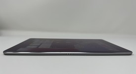 Good
													Apple iPad Pro 9.7" - Unlocked, Gray, 128 GB, A1674, photo 5 of 6