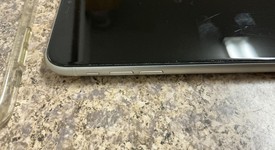 Mint
													Apple iPhone Xr - Verizon, White, 128 GB, A1984, photo 5 of 8