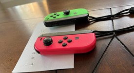 Good
													Nintendo Switch Joy-Con (L-R) - Pink & Green, photo 3 of 6