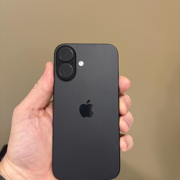 Apple iPhone 16 - AT&T, 256 GB, Black, A3081