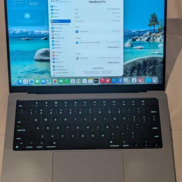 MacBook Pro 2021 - 14 inch - 512 GB, Gray, 16 GB, Apple M1 Pro 8-core