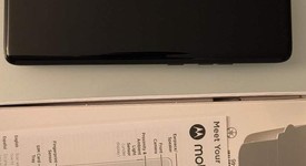 Mint
													Motorola Edge (2025) - Unlocked, 256 GB, photo 2 of 7