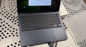 Mint
													MacBook Air 2025 (M4) - 13" - Apple M4, Midnight, 256 GB, 16 GB, photo 3 of 6