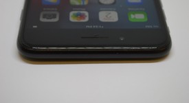 Good
													Apple iPhone 7 Plus - Unlocked, Black, 32 GB, A1784, GSM, photo 5 of 12