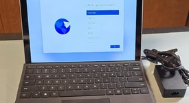 Good
													Microsoft Surface Pro 7 - I5, Platinum, 128 GB, 8 GB, photo 1 of 13