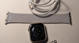 Good
													Apple Watch Series 8 41mm - Starlight, A2770 - GPS, Aluminum, photo 1 of 4