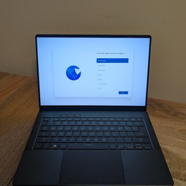 Asus ROG Zephyrus G14 (2024) GA403U - 1 TB, Gray, 32 GB, AMD Ryzen 9