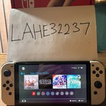 Mint Nintendo Switch - OLED - 64 GB, White