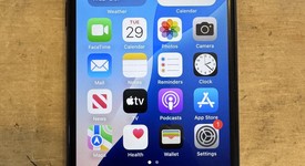 Fair
													Apple iPhone SE 3rd Gen 2022 - T-Mobile, Midnight, 64 GB, A2595, photo 1 of 11
