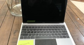 Good
													MacBook Retina 2016 - 12" - Gray, 256 GB, 8 GB, photo 2 of 9