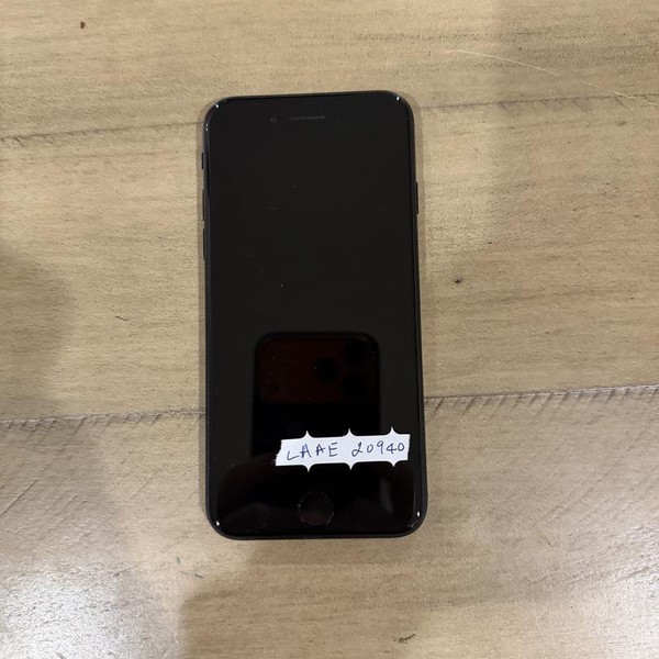 Apple iPhone SE 3rd Gen 2022 - Unlocked, 64 GB, Midnight, A2595