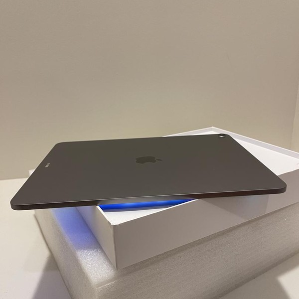 Apple iPad Air 13 inch (M3) 2025 - Wi-Fi, 128 GB, Gray