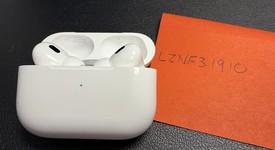 Used
													Apple AirPods Pro 2 - USB-C, photo 2 of 4