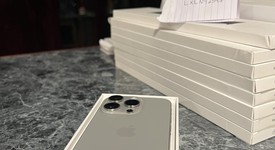Mint
													Apple iPhone 15 Pro - Unlocked, Natural, 256 GB, A2848, photo 4 of 7