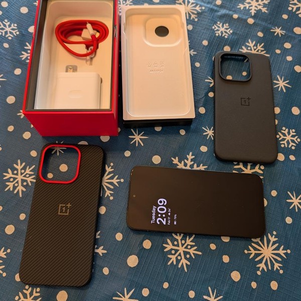 OnePlus 15 - Unlocked, 512 GB, Infinite Black, 16 GB