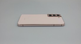 Good
													Samsung Galaxy S22 - T-Mobile, Rose Gold, 128 GB, 8 GB, SM-S901U, photo 3 of 6