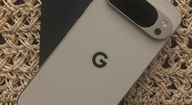 Mint
													Google Pixel 10 Pro XL - Unlocked, Porcelain, 256 GB, GUL82, photo 2 of 9