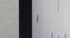 Fair
													Apple iPad 9th Gen - Unlocked, Gray, 64 GB, A2603, photo 3 of 11