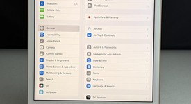 Good
													Apple iPad 7th Gen - Unlocked, Gold, 32 GB, A2200, photo 2 of 12