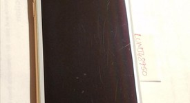 Good
													Apple iPhone 8 - Unlocked, Gold, 64 GB, A1863, photo 3 of 6