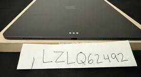 Mint
													Apple iPad Pro 13" (M4) 2024 - Wi-Fi, Black, 256 GB, 8 GB, A2925, Standard Glass, photo 5 of 8