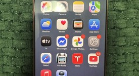 Mint
													Apple iPhone 17 Pro Max - Unlocked, Cosmic Orange, 256 GB, A3257, photo 5 of 11