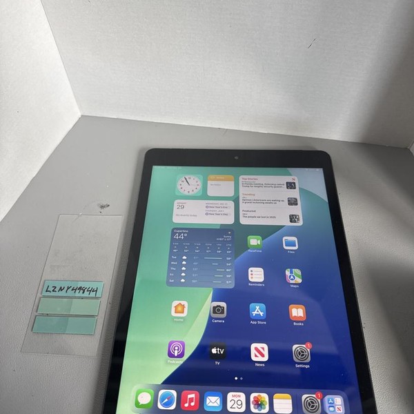 Apple iPad 9th Gen - Unlocked, 64 GB, Gray, A2603