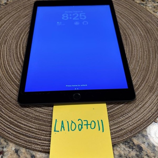 Apple iPad (9th Gen) - Wi-Fi, 64 GB, Silver, A2602