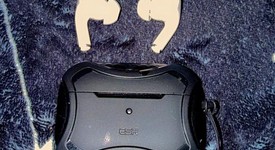 Used
													Apple AirPods Pro 2 - Lightning, photo 1 of 5