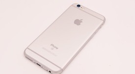 Mint
													Apple iPhone 6S - Verizon, Silver, 128 GB, A1688, photo 5 of 13